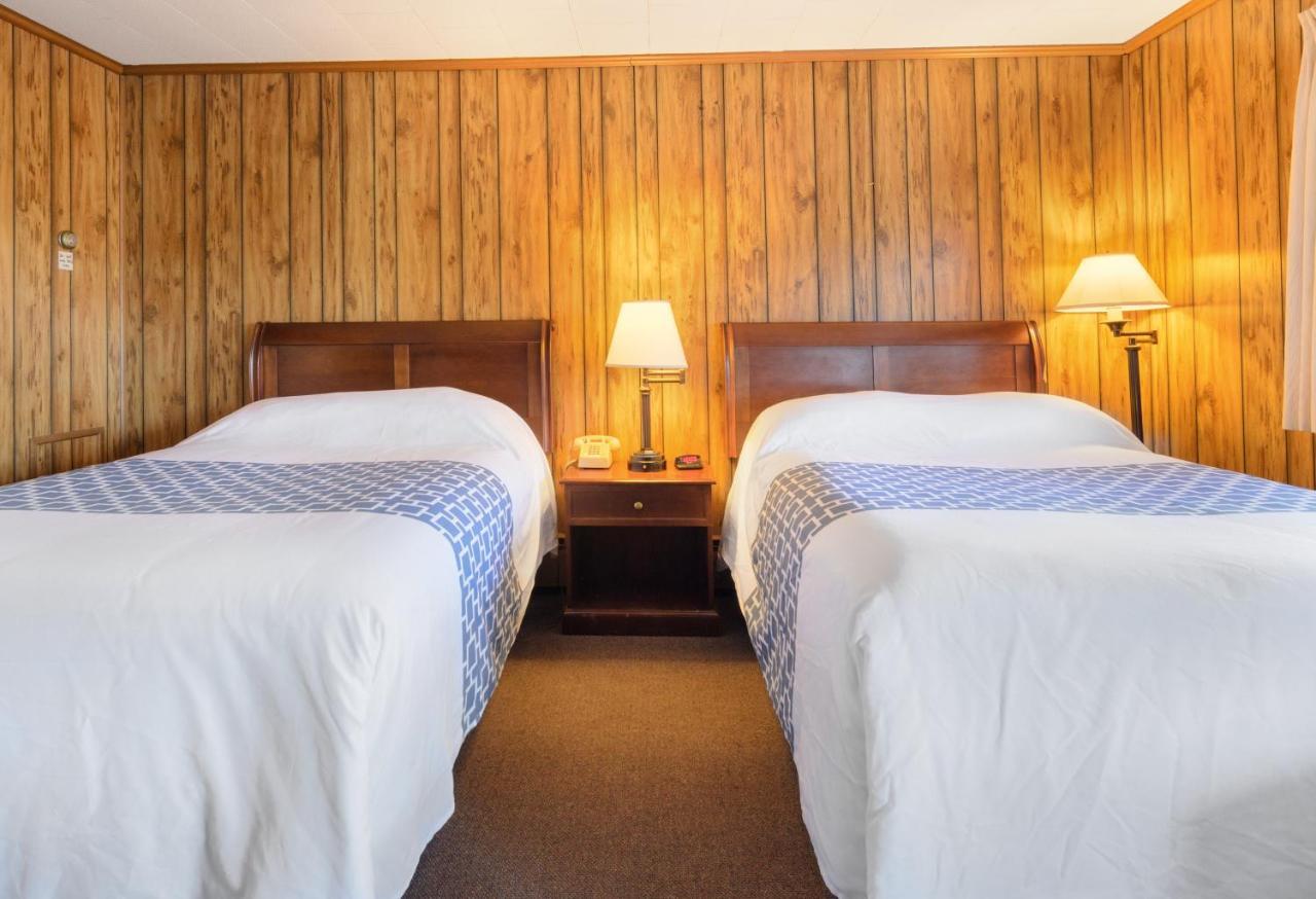 Knob Hill Motor Lodge Hillsville Eksteriør billede