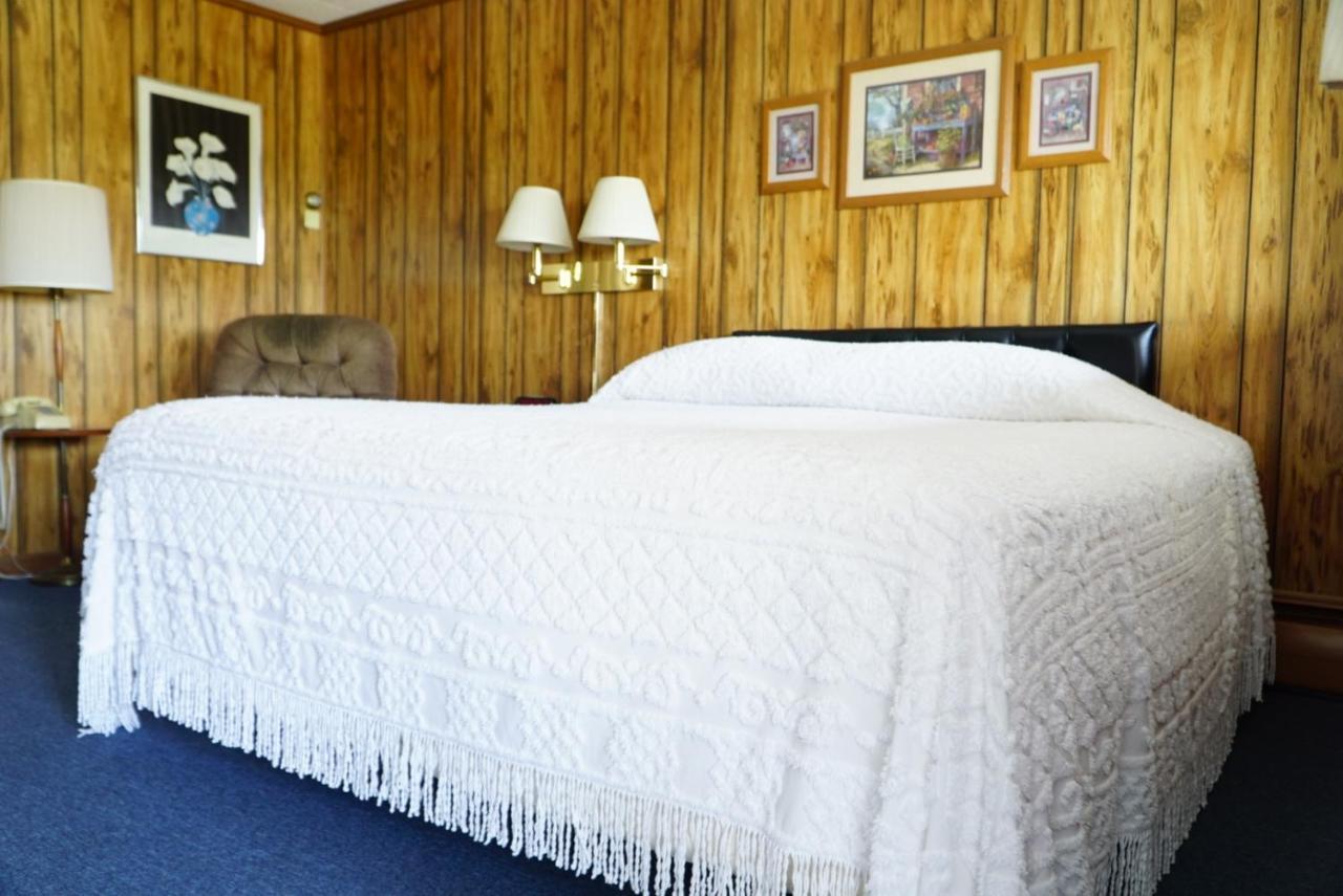 Knob Hill Motor Lodge Hillsville Værelse billede